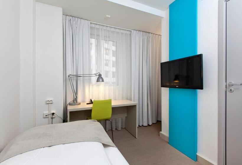 اتاق استاندارد یک نفره, Mediinn Hotel Oslo