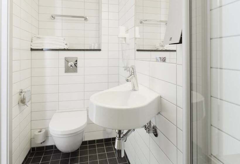 اتاق استاندارد یک نفره, Mediinn Hotel Oslo