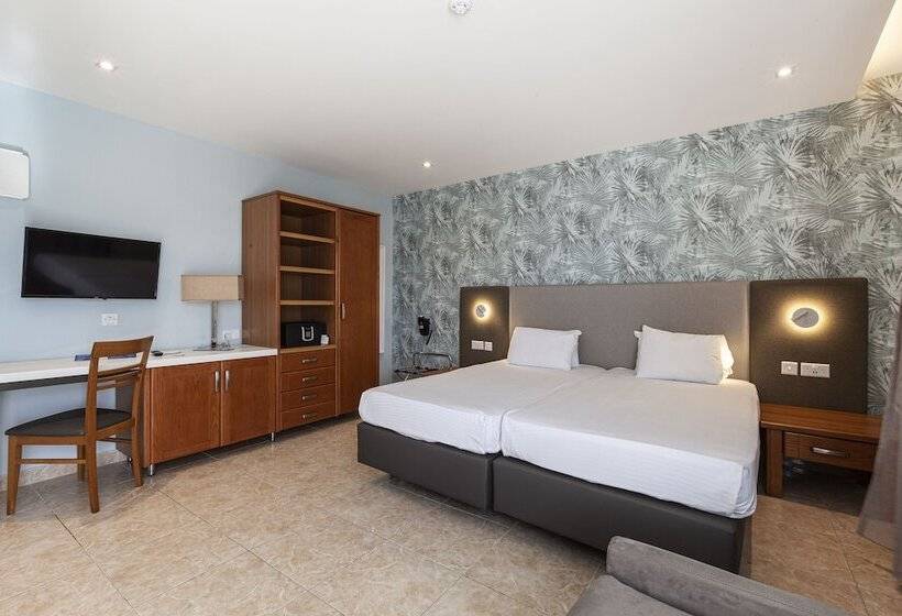 استودیوی استاندارد, Pergola Hotel & Spa