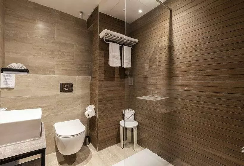 اتاق اکونومی, Pergola Hotel & Spa