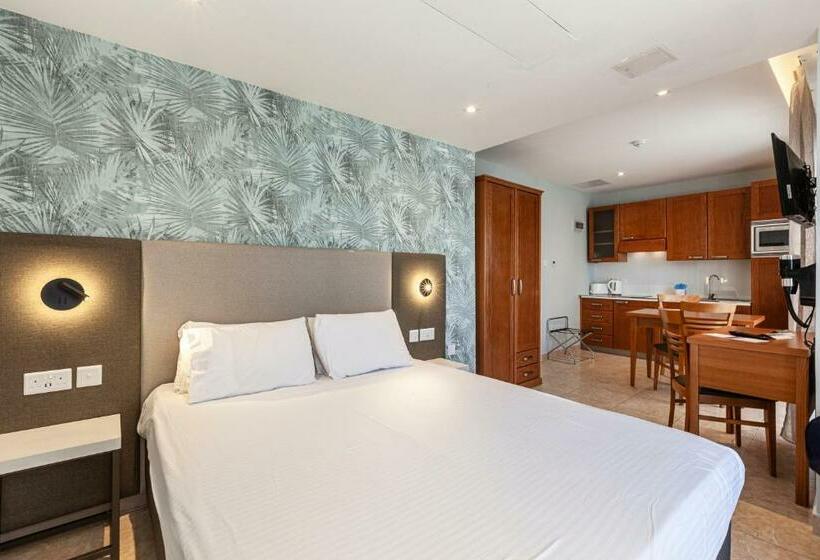 استودیو استاندارد با بالکن, Pergola Hotel & Spa