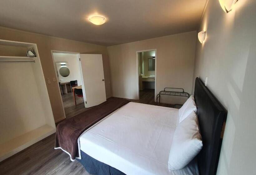 패밀리 스위트, Ascot Epsom Motel