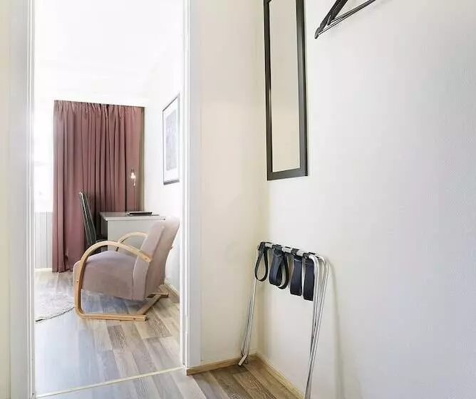 اتاق استاندارد یک نفره, Bardufoss Hotell