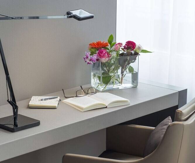 اتاق لوکس, Anantara Grand Krasnapolsky Amsterdam