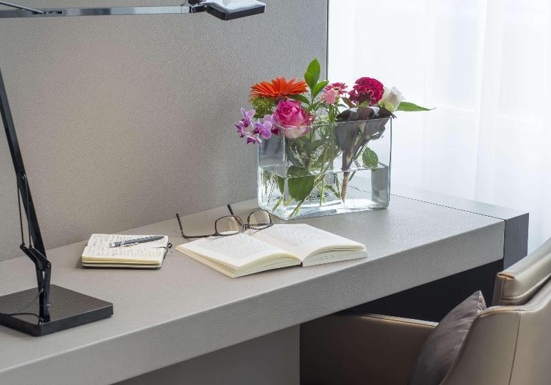 اتاق پریمیوم سه تخته, Anantara Grand Krasnapolsky Amsterdam