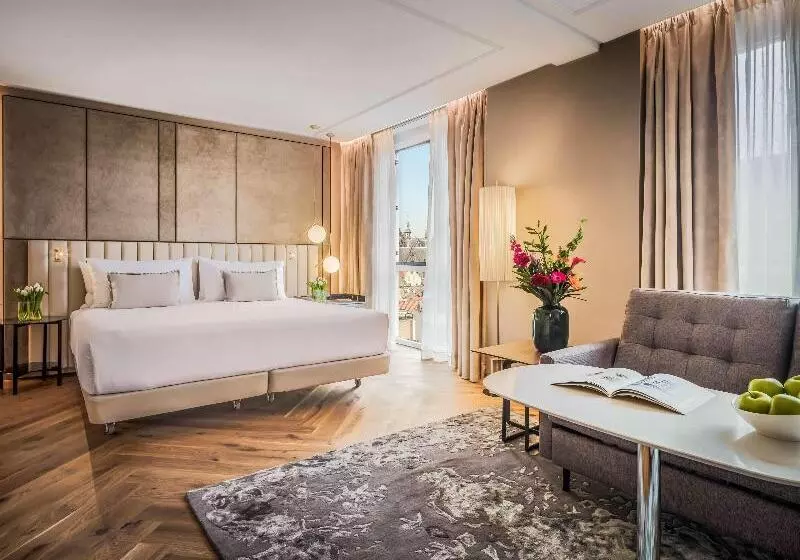 اتاق لوکس, Anantara Grand Krasnapolsky Amsterdam