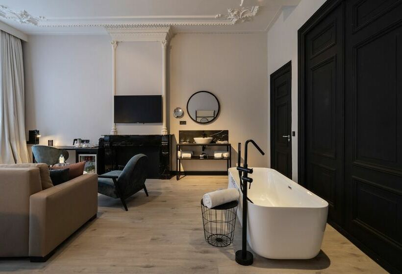 جناح, Catalonia Vondel Amsterdam