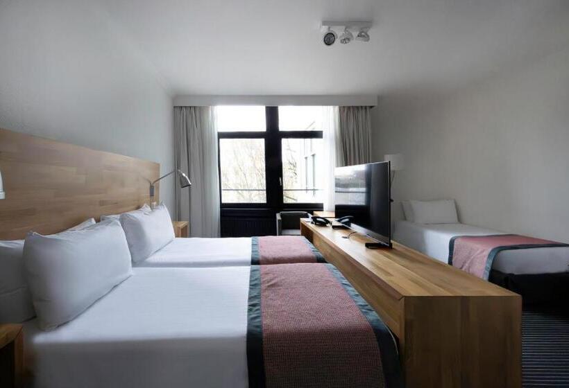 غرفة قياسية ثلاثية, Catalonia Vondel Amsterdam