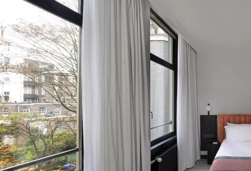 اتاق پریمیوم سه تخته, Catalonia Vondel Amsterdam