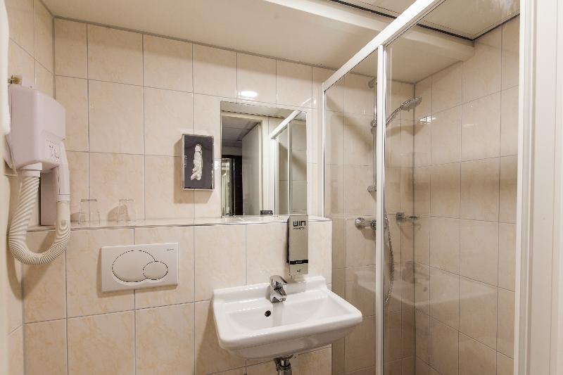 חדר סטנדרט לארבעה, City Garden Amsterdam