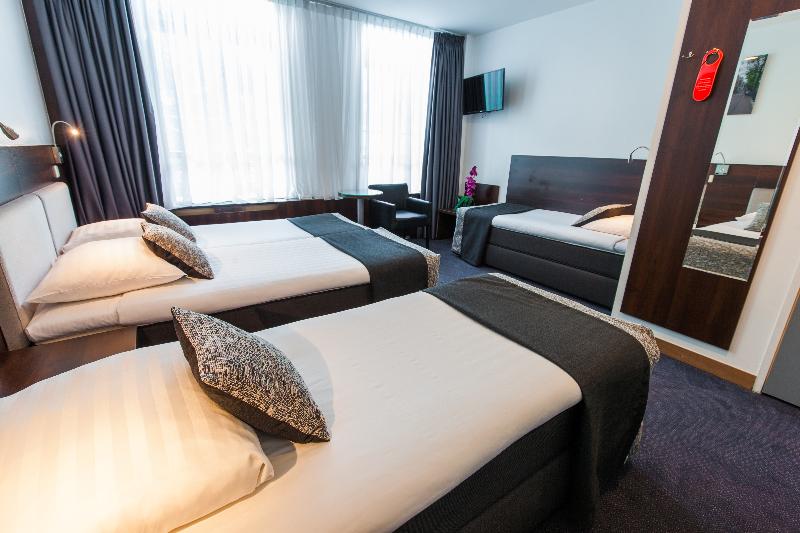 חדר סטנדרט לארבעה, City Garden Amsterdam