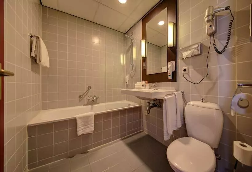اتاق استاندارد, Leonardo Hotel Breda City Center