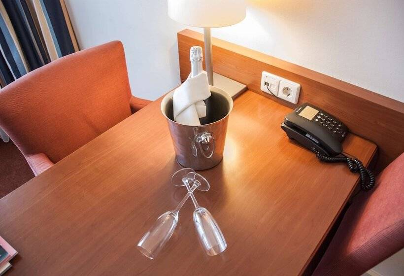 Superior room with lake view, Spaander Bw Signature Collection