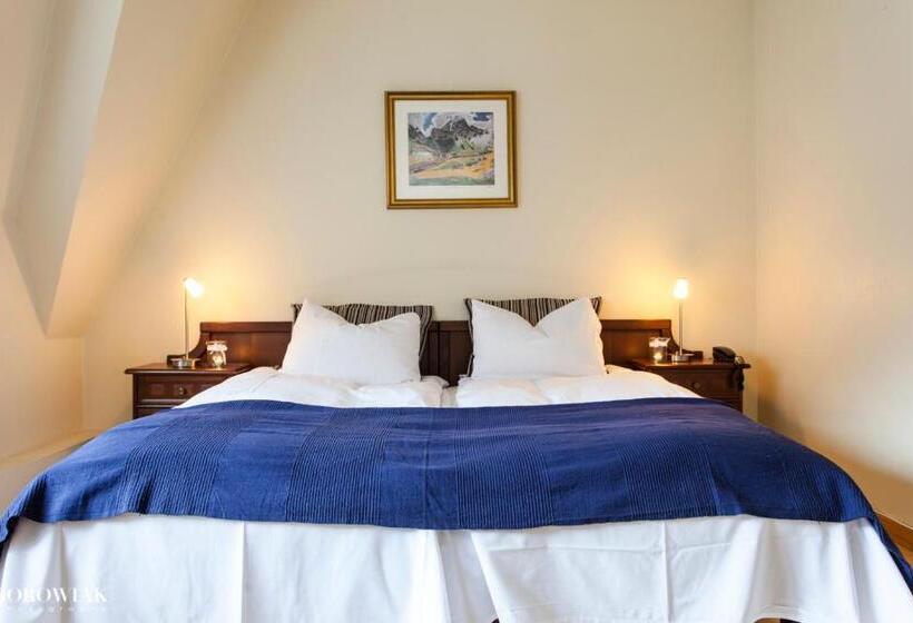 اتاق استاندارد سه تخته با چشمانداز, Tyssedal