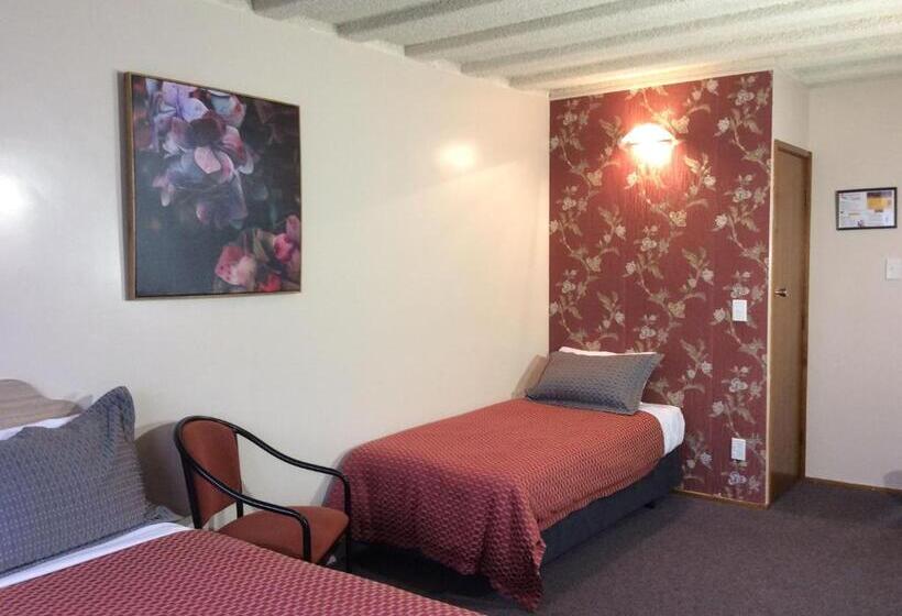 استودیو استاندارد با بالکن, Aaa Marlin Motel