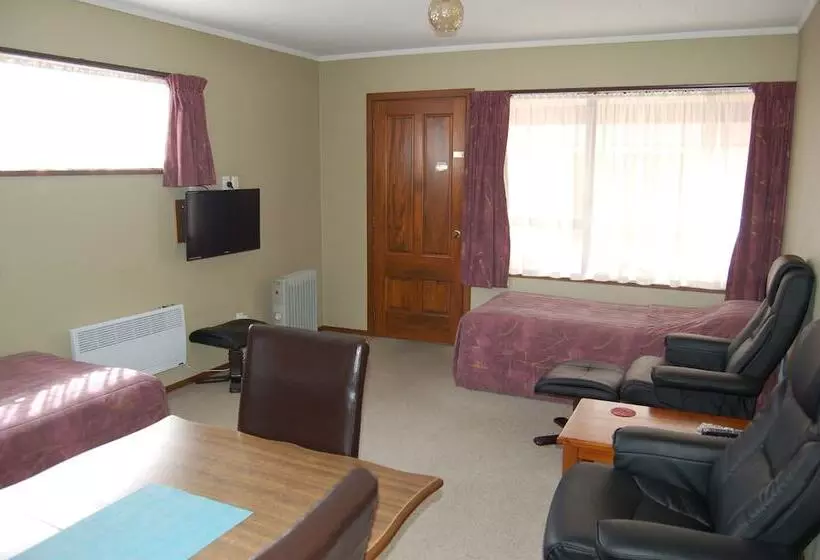 Huoneisto 1 Makuuhuone, Carisbrook Motel