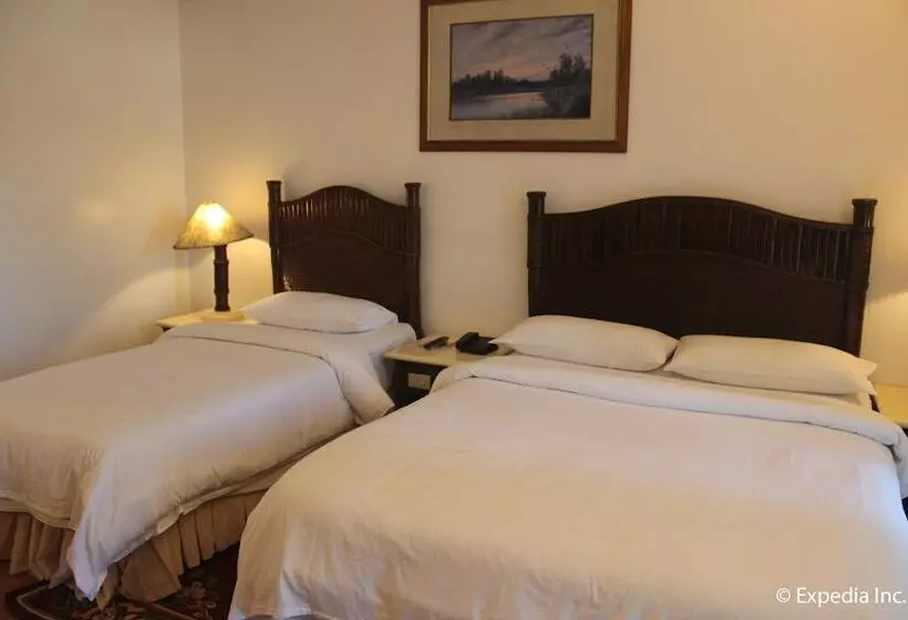 اتاق استاندارد, Fort Ilocandia Resort Hotel