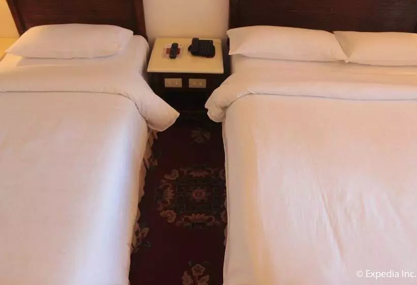 اتاق استاندارد, Fort Ilocandia Resort Hotel