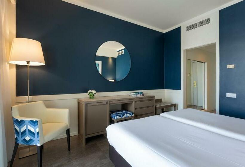 اتاق استاندارد با چشم‌انداز شهر, AP Eva Senses