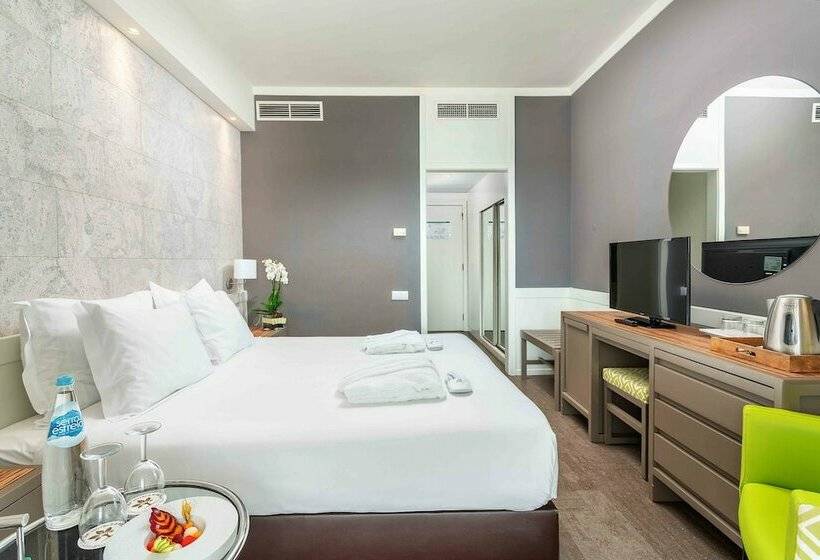 اتاق اکونومی, AP Eva Senses