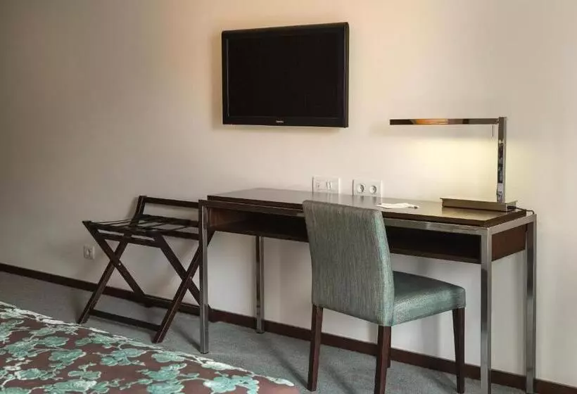 اتاق استاندارد یک نفره, Dom Goncalo & Spa