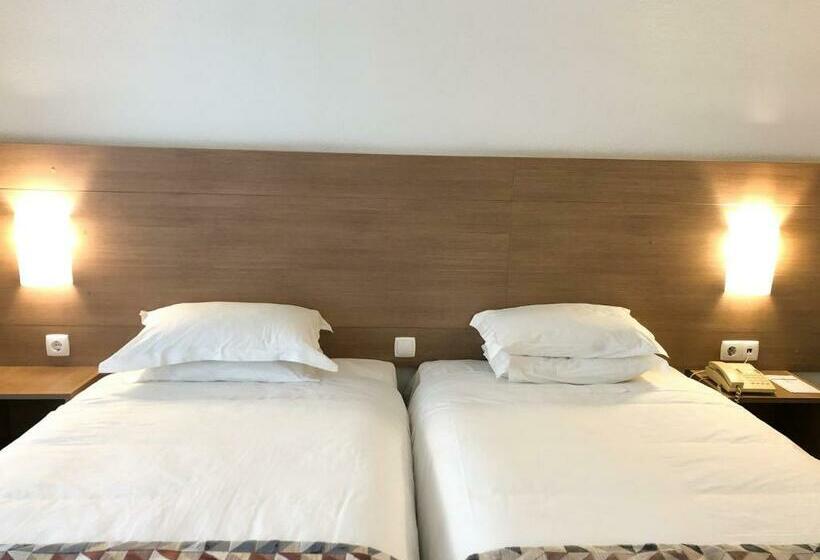 اتاق استاندارد, Flamingo