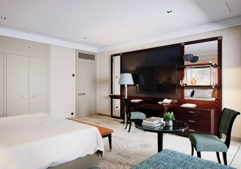 スーペリアールーム, Four Seasons Hotel Ritz Lisbon