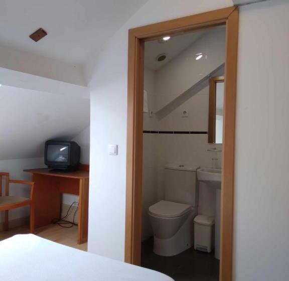 اتاق اکونومی, Internacional