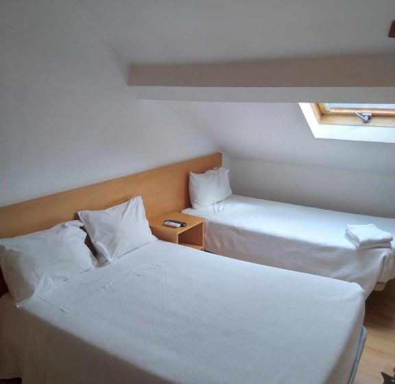 اتاق اکونومی, Internacional