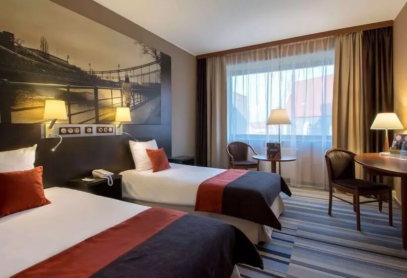 Classic Room with Views, Mercure Wrocław Centrum