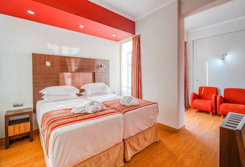 اتاق استاندارد با چشمانداز کوهستان, Muthu Raga Madeira