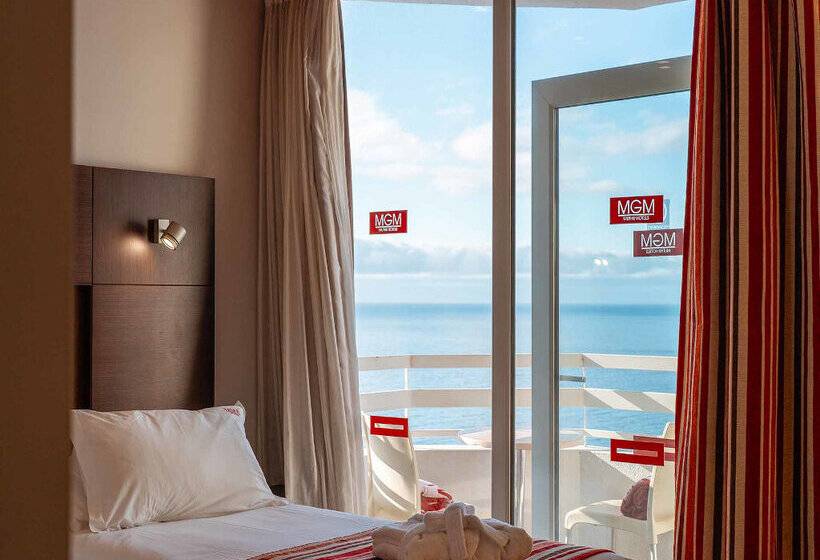 اتاق سوپریور با چشمانداز دریا, Muthu Raga Madeira