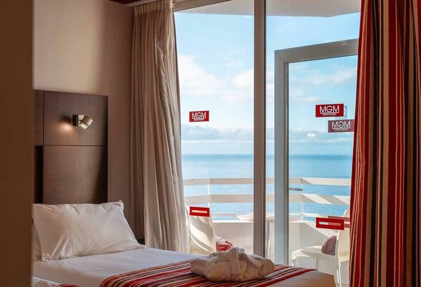 اتاق سوپریور با چشمانداز دریا, Muthu Raga Madeira