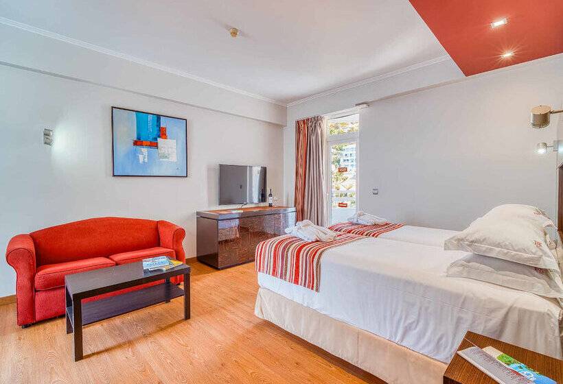 اتاق لوکس با چشمانداز دریا, Muthu Raga Madeira