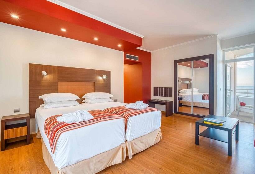 اتاق لوکس با چشمانداز دریا, Muthu Raga Madeira