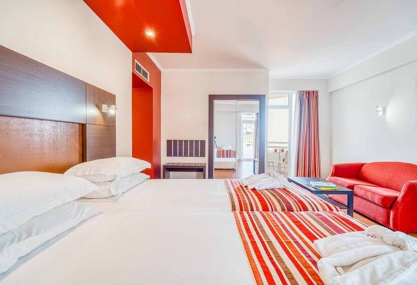 اتاق لوکس با چشمانداز دریا, Muthu Raga Madeira