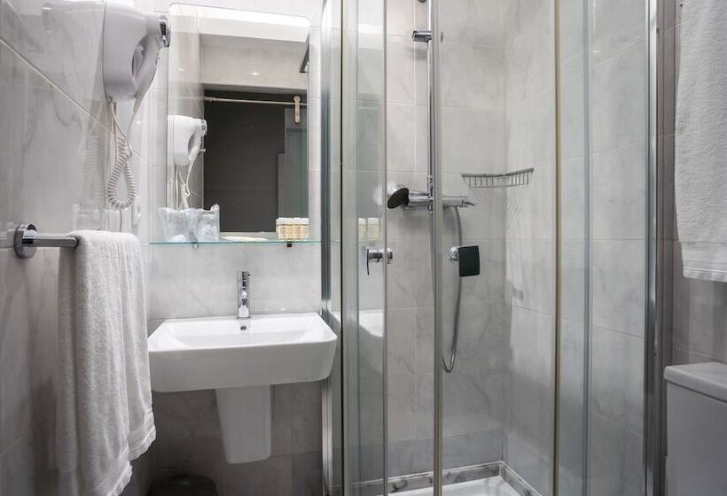 Quarto Basic, Pao De Acucar