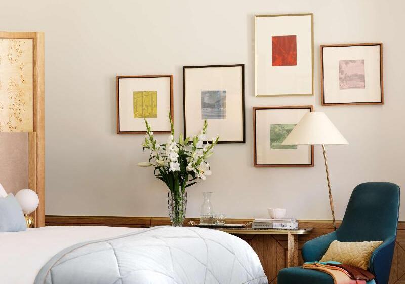 Номер Стандарт, Raffles Europejski Warsaw