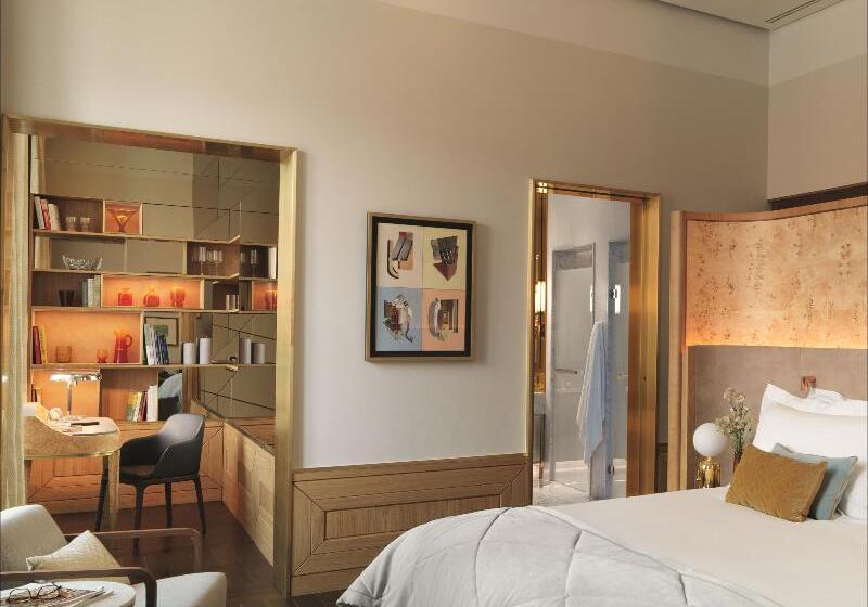 Номер Стандарт, Raffles Europejski Warsaw