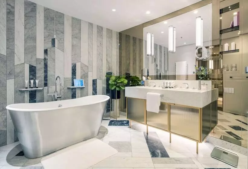 Prestige Suite, Raffles Europejski Warsaw