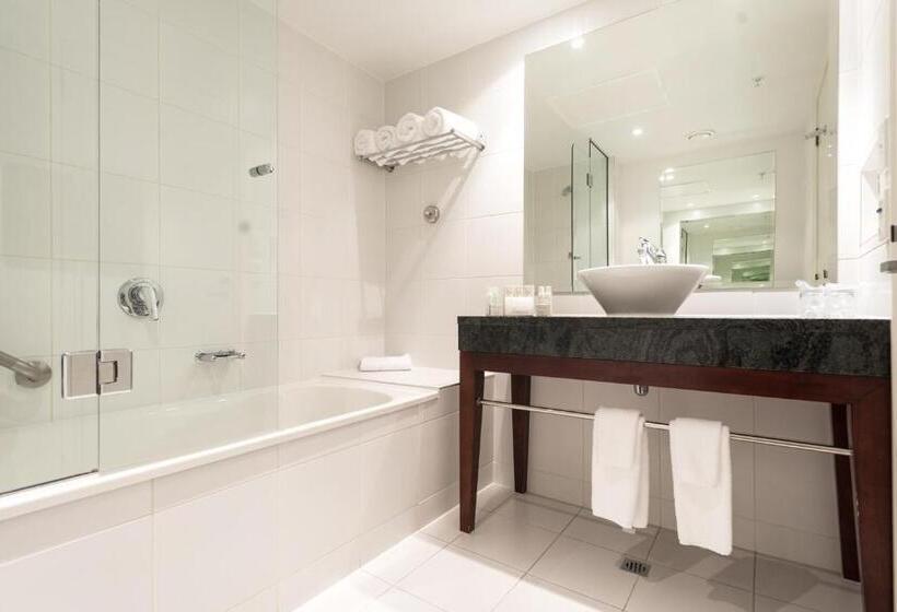 اتاق پرمیوم, Rutherford Hotel Nelson A Heritage