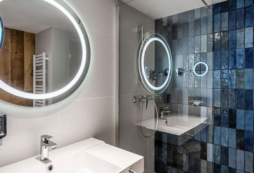 Номер Стандарт, Novotel Gdańsk Marina