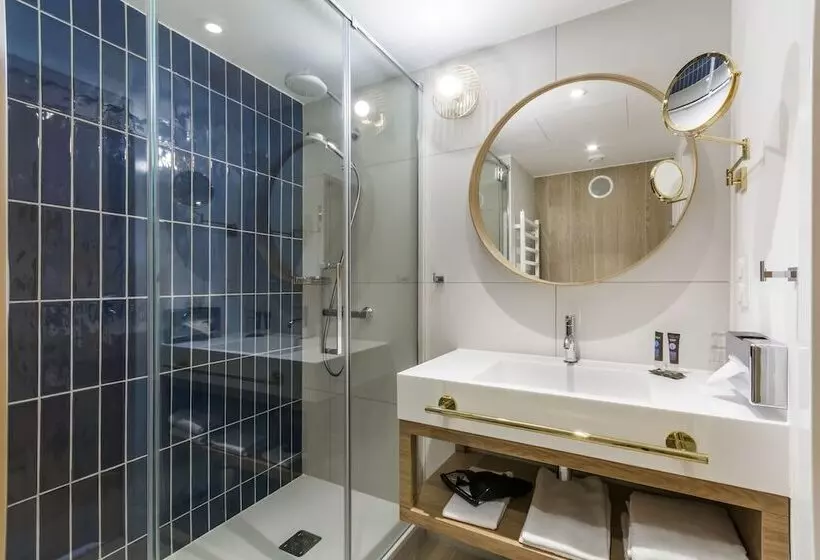 اتاق استاندارد با چشم‌انداز دریا, Novotel Gdańsk Marina