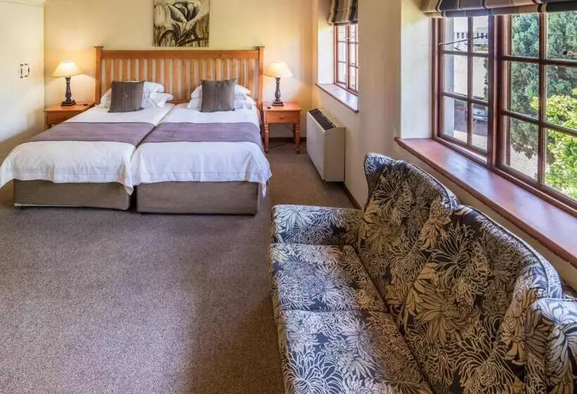 ファミリールーム, Constantia Hotel And Conference Centre