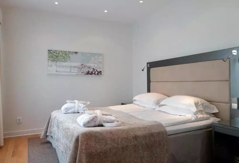 سوییت, Elite Hotel Marina Plaza
