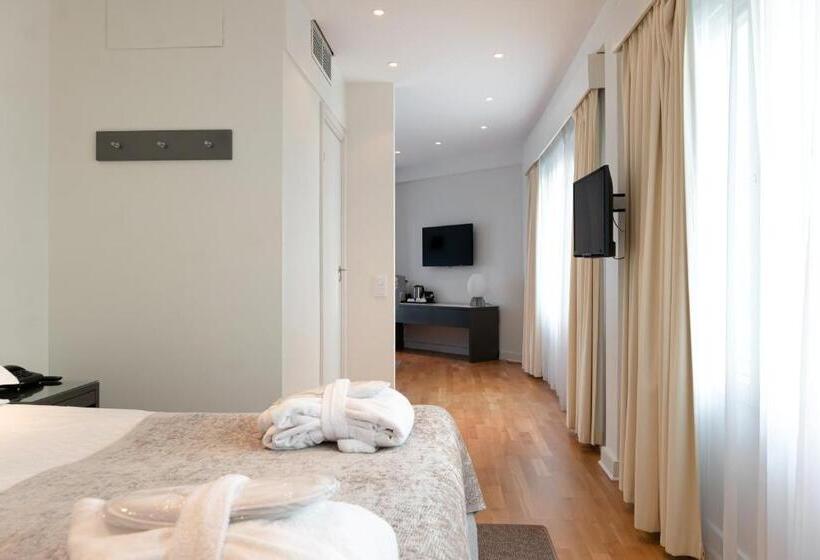 جناح, Elite Hotel Marina Plaza