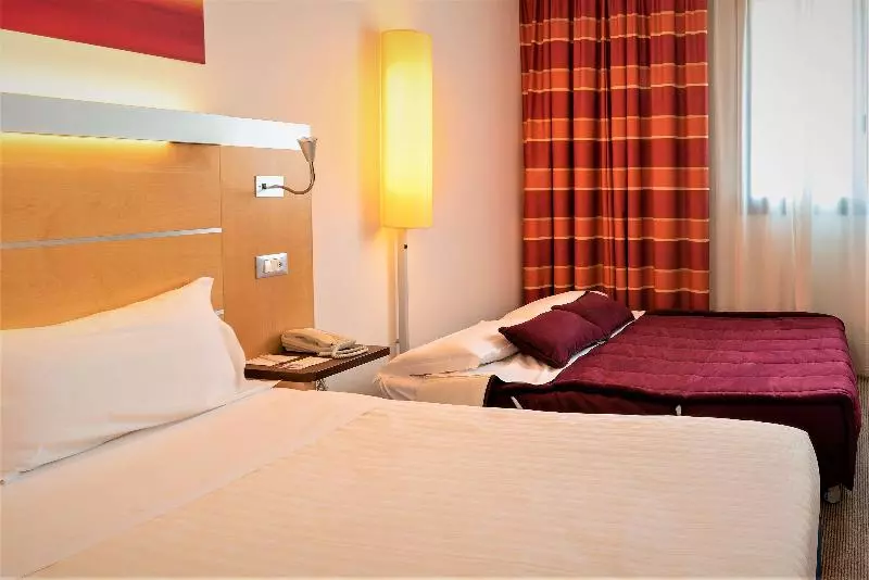 اتاق استاندارد, Garden Court Kimberley