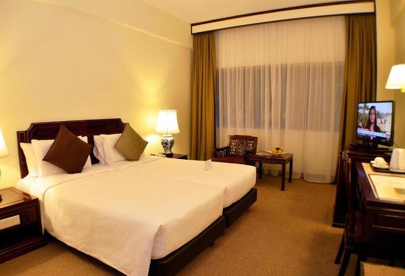 اتاق اکونومی, Grand Pacific