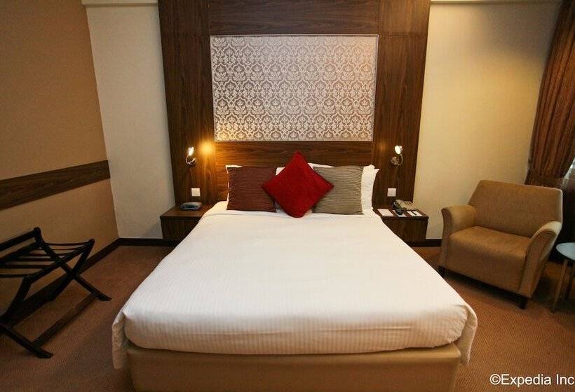 اتاق پرمیوم, Grand Pacific