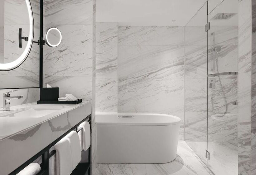 سوییت, Hilton Singapore Orchard